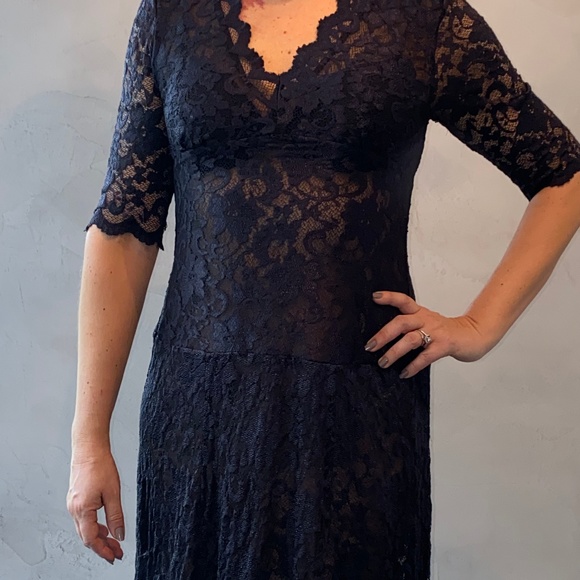 bcbg lace trimmed sheath dress